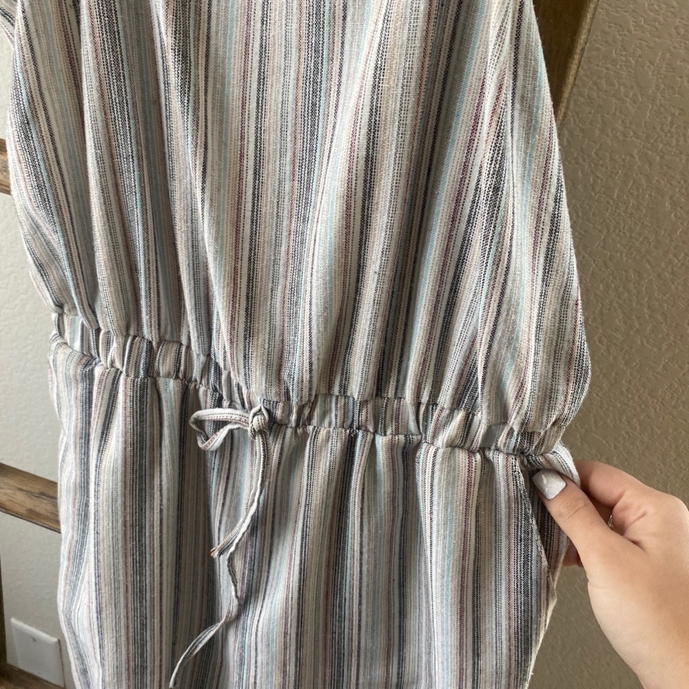 Cisono - size small light colored  jumper - Picture 5 of 9